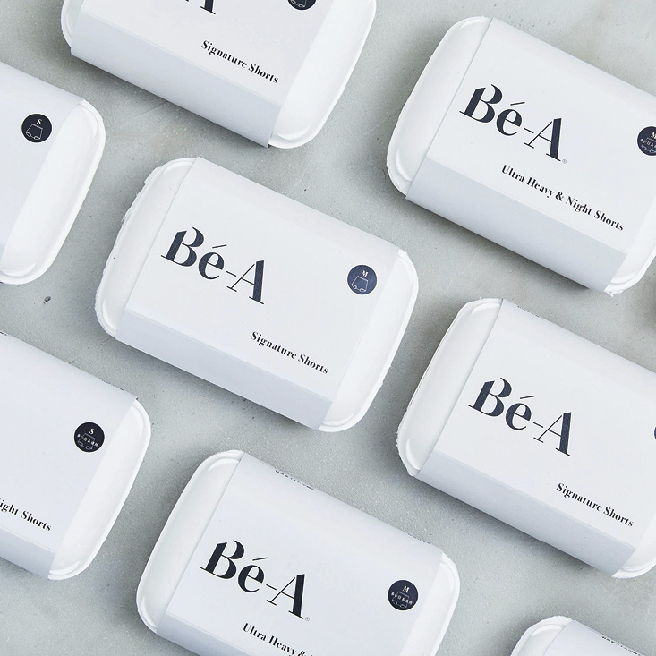 古紙を100%使用したリサイクルペーパーや森林認証紙を使用した「Bé-A」のパッケージ