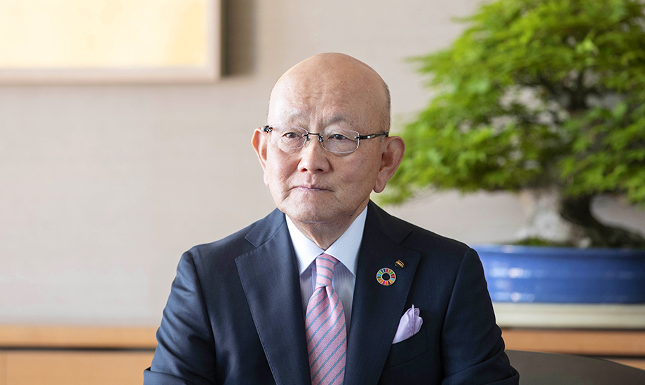 代表取締役会長CEO 岡藤 正広