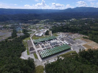 サルーラ地熱発電所・初号機写真